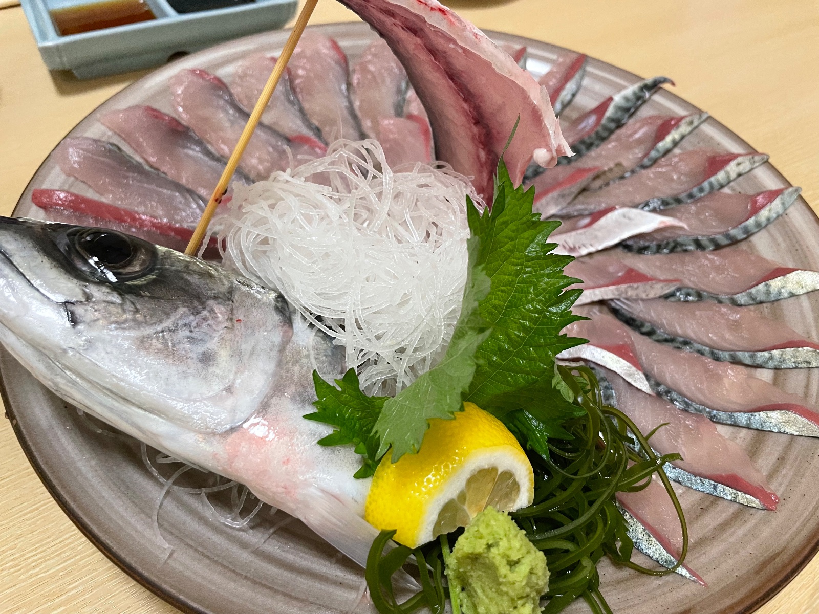 東京から福岡に戻って来て1年近く経ちました！
東京じゃ食べれない鯖のお造り🤩
福岡に帰って来てよかった〜✨✨